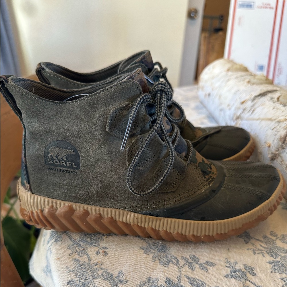 Sorel boots size 7